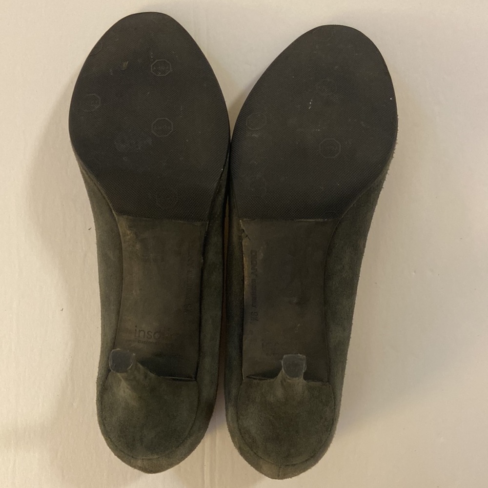 DKNY Gray Suede Leather Zipper Accent Heels 9.5 - Picture 5 of 7